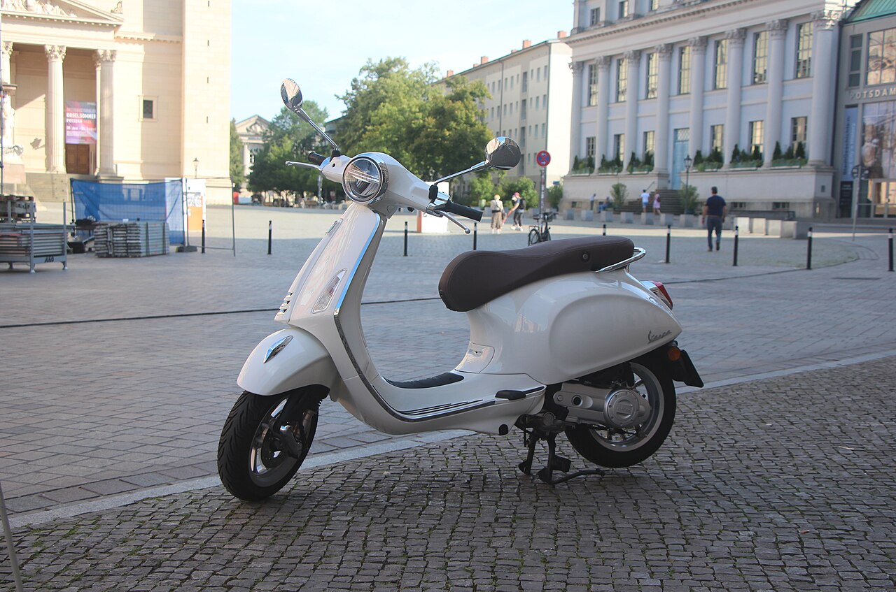 Vespa Primavera BK-009